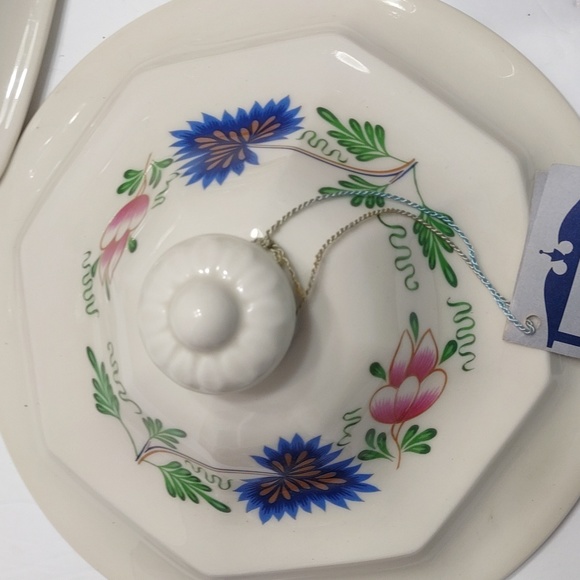 Reproduction of the Henry Ford Museum collection by Iroquois China the bowl and - Picture 5 of 10